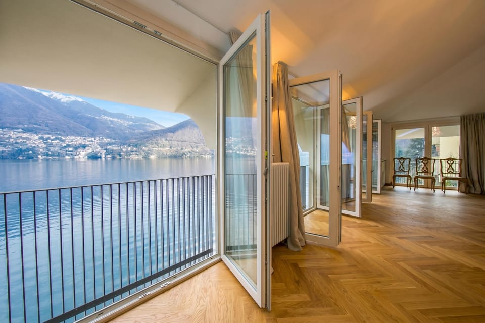 Lake View