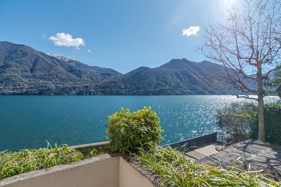 Lake View