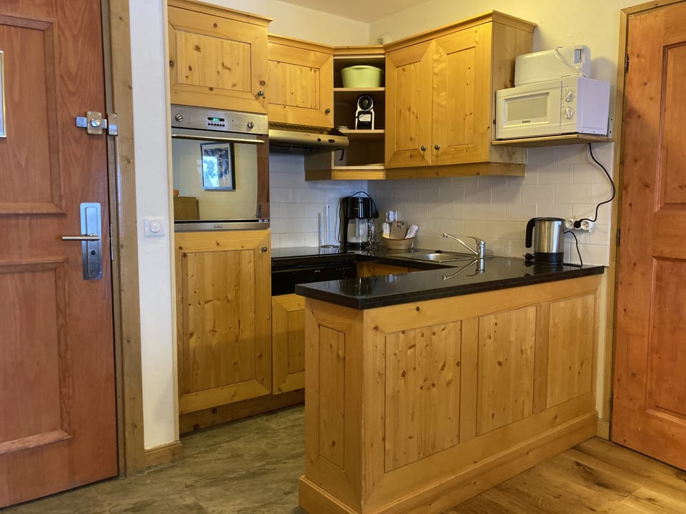 Kitchen area