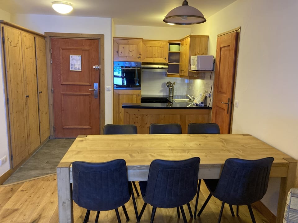Kitchen area and dining table