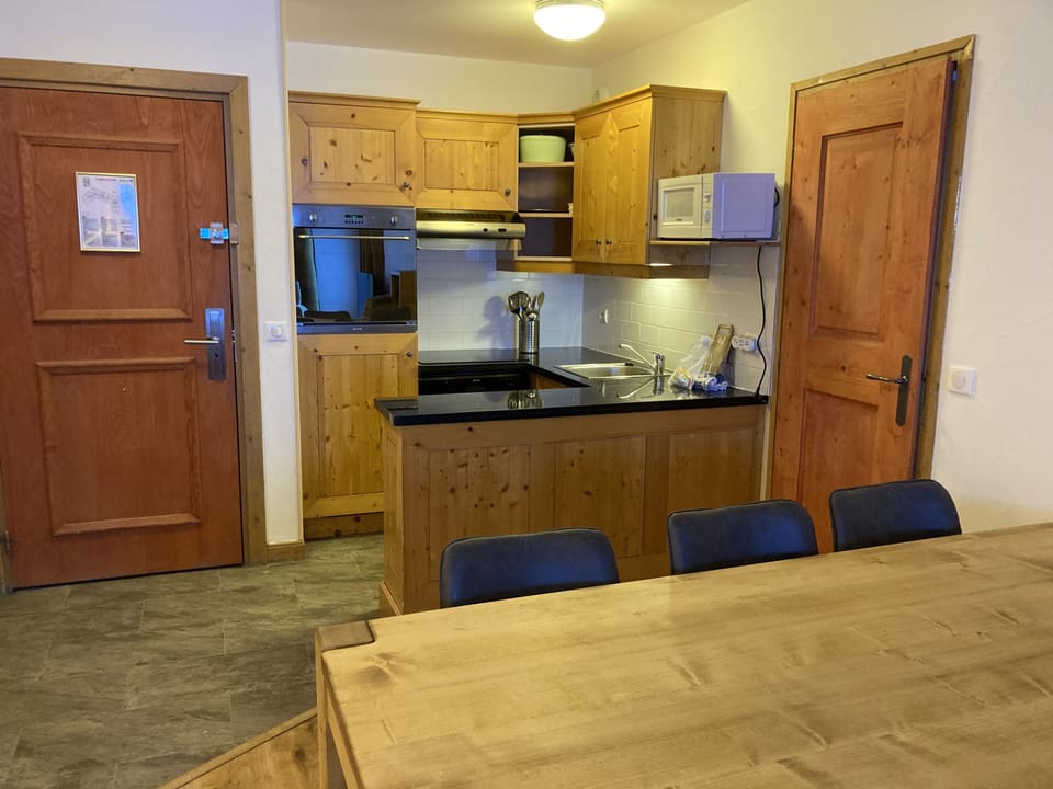 Kitchen area