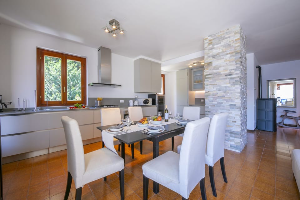 Kitchen and dining area