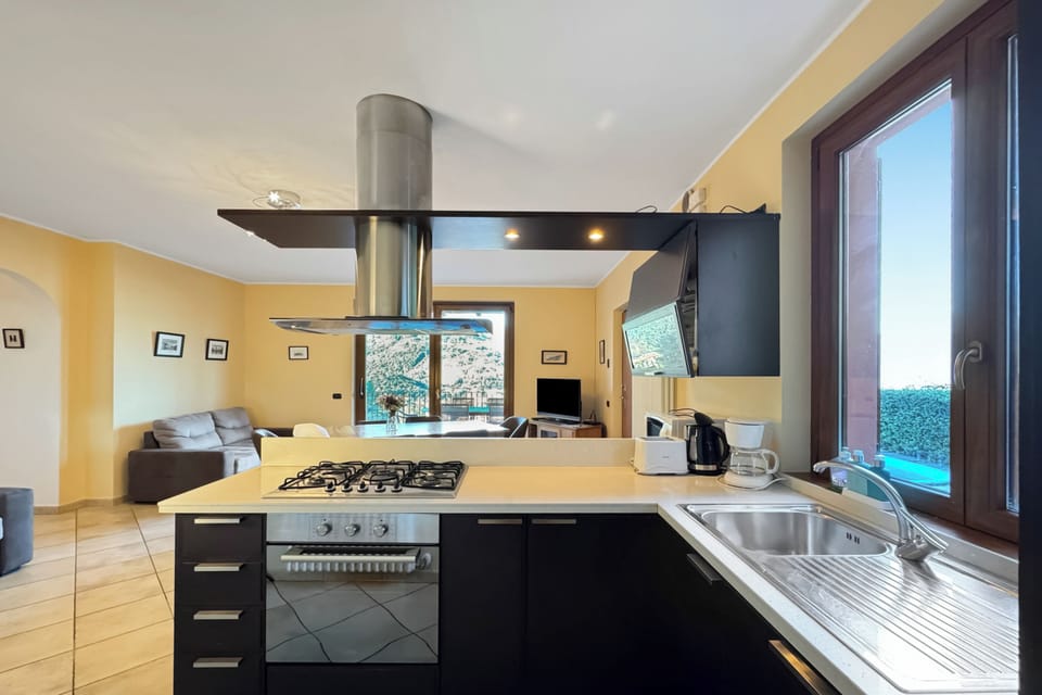 Kitchen and dining area