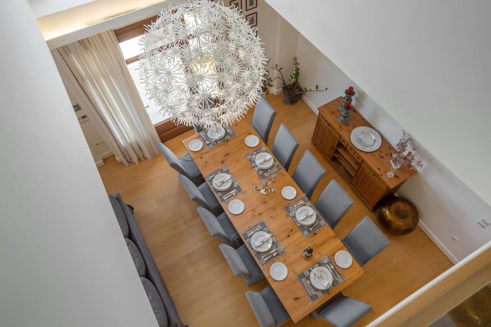 The dinning area in the main living-room
