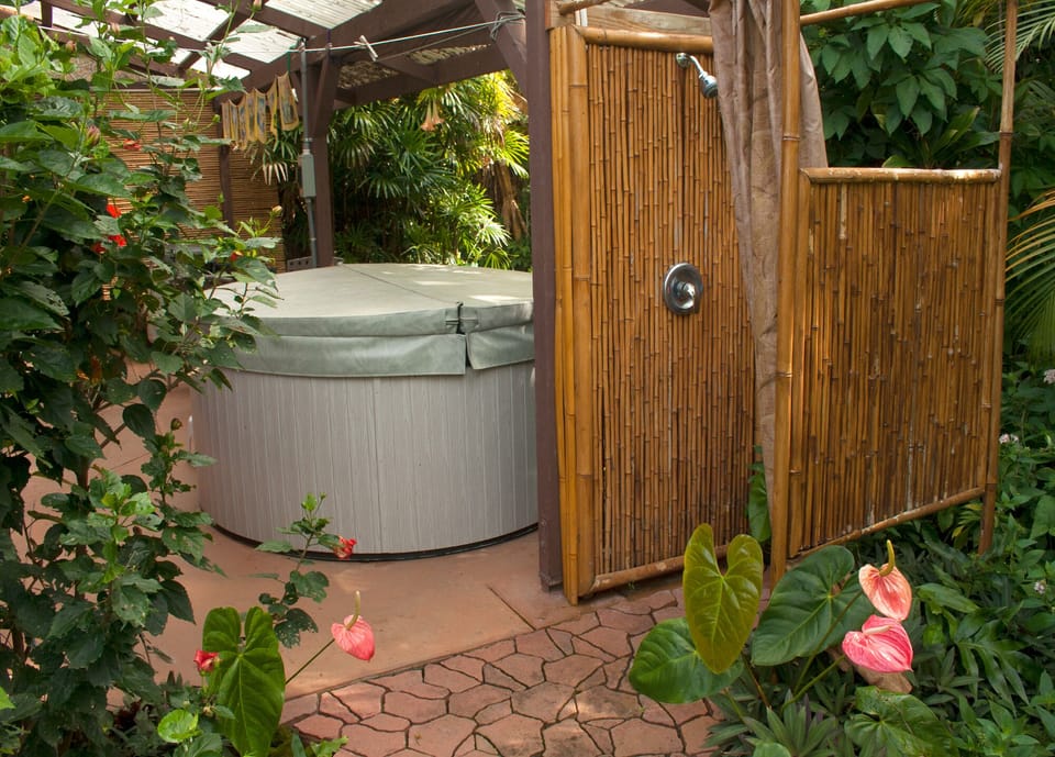 Outdoor shower (hot & cold water) and hot tub on patio