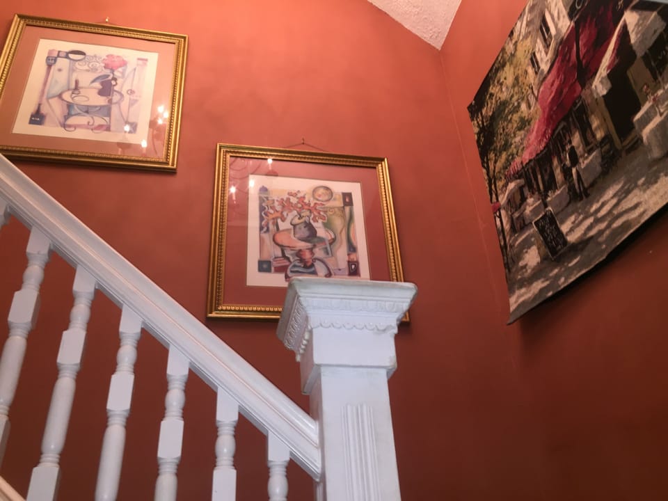 Stairway to 2nd Floor Bedrooms