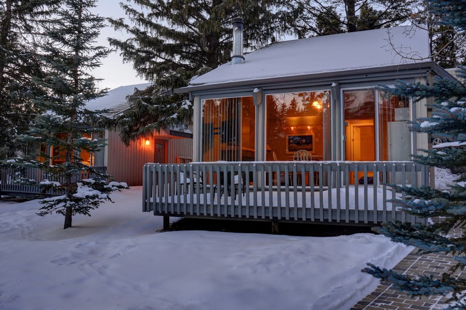 This resort offers a selection of beautiful rentals