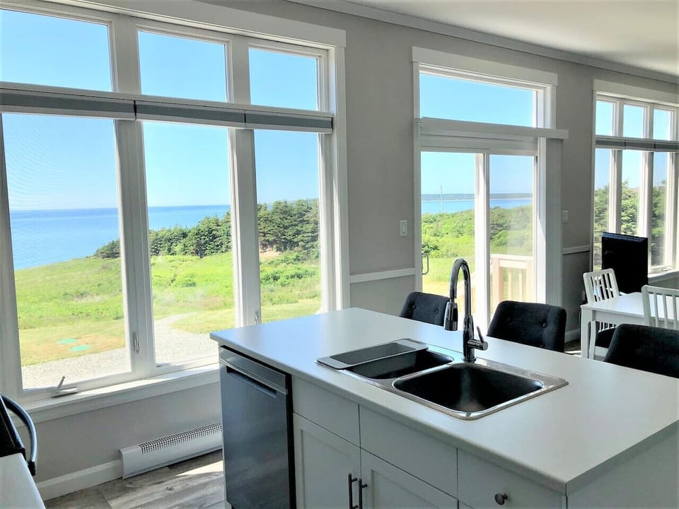 Cook and entertain while enjoying glorious ocean views