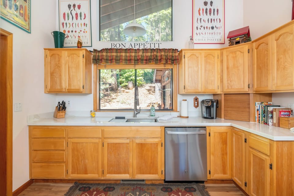 Kitchen 1