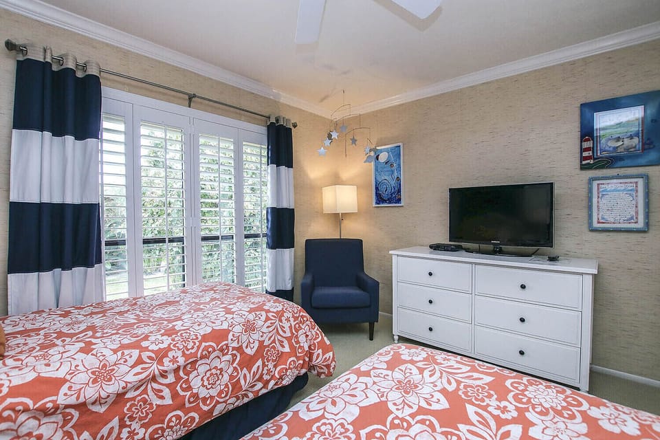 Second Guest Bedroom Pic 2
