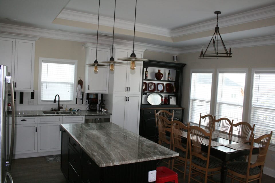 Kitchen and Dining 3rd floor