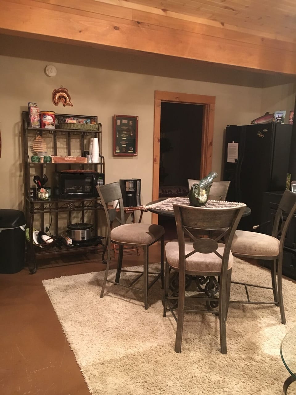 Large side by side fridge with ice provided