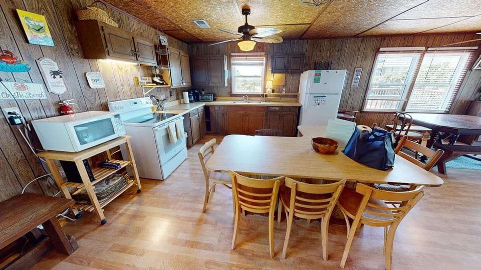 GOs-Getaway-Kitchen