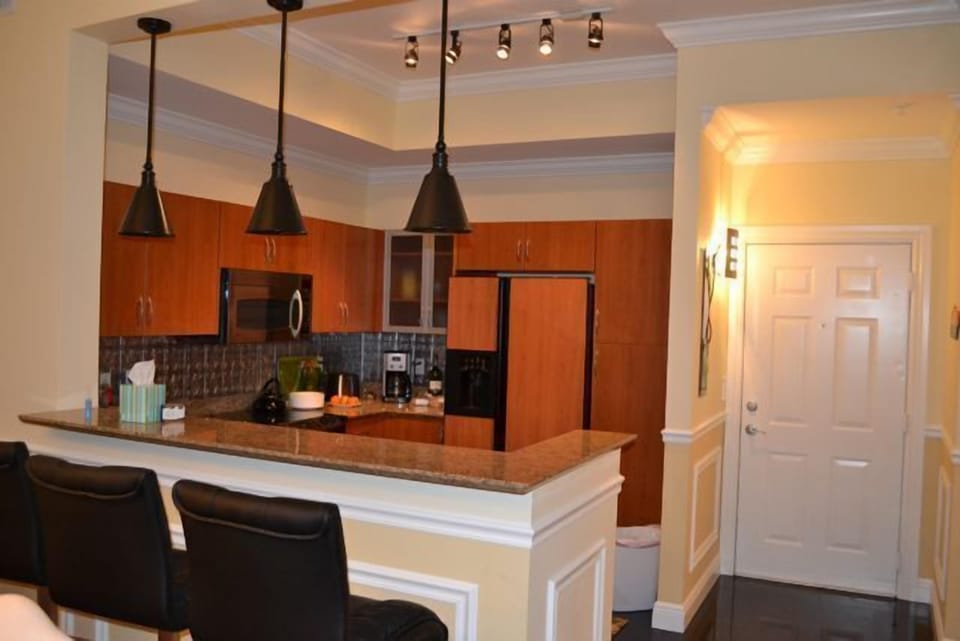 Inviting fully equipped kitchen