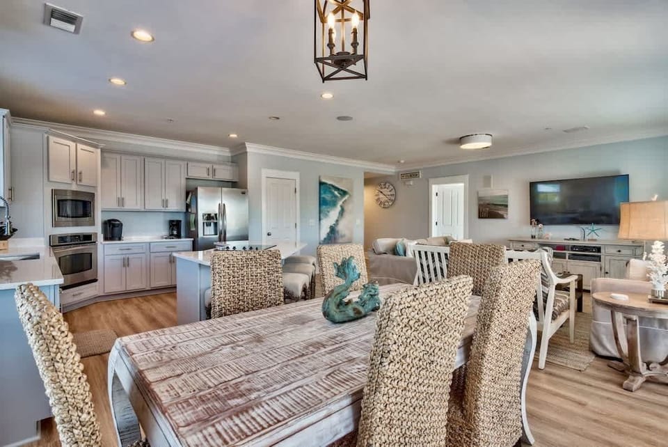 Open Dining Area Leading to Kitchen Bar Seating