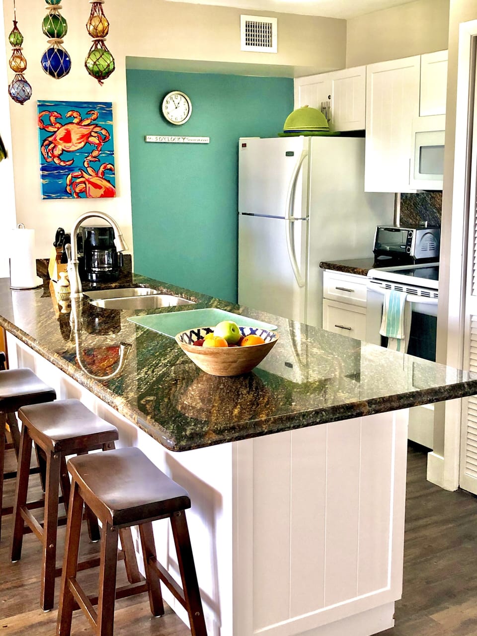 Kitchen/Counter