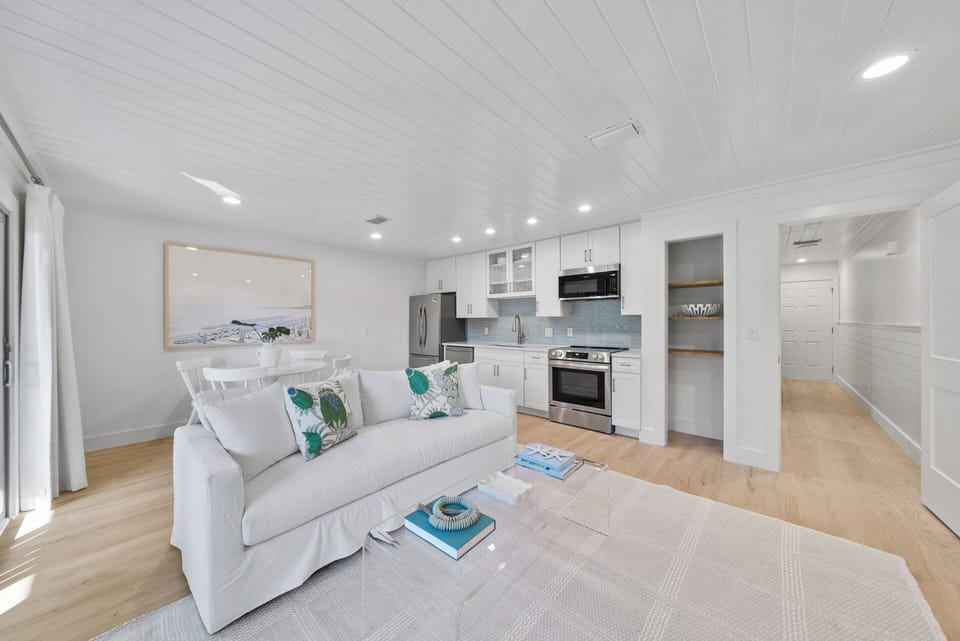 Inlet Dunes 205- Salt & Light | Main Living Area