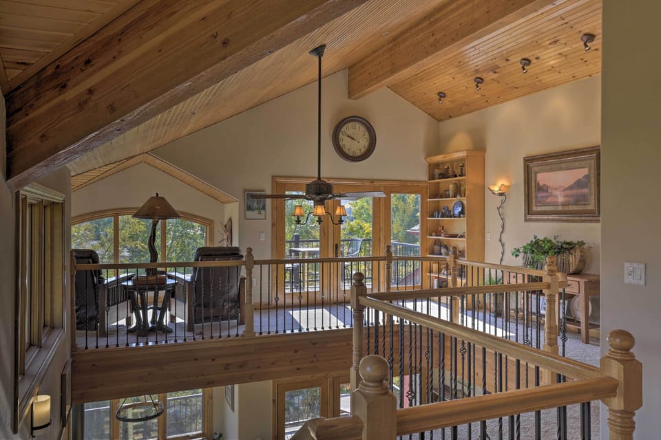 Upstairs Living Room | 3rd Floor