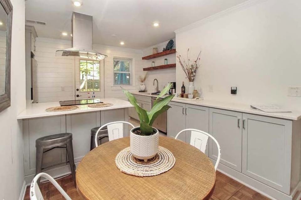 dining table looking towards backyard