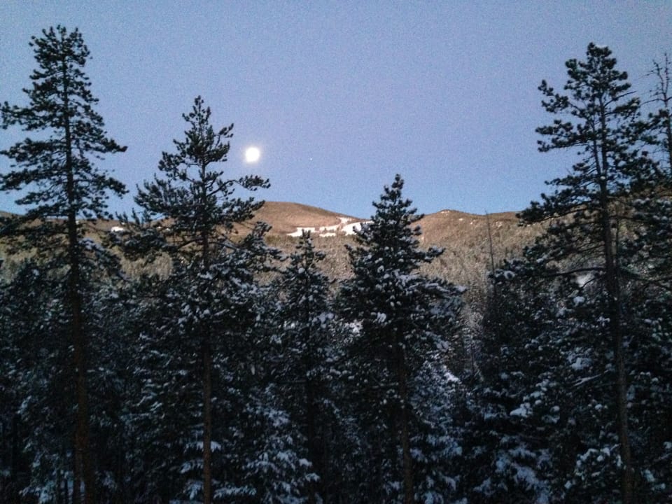 Full moon - the beauty of Colorado!! 