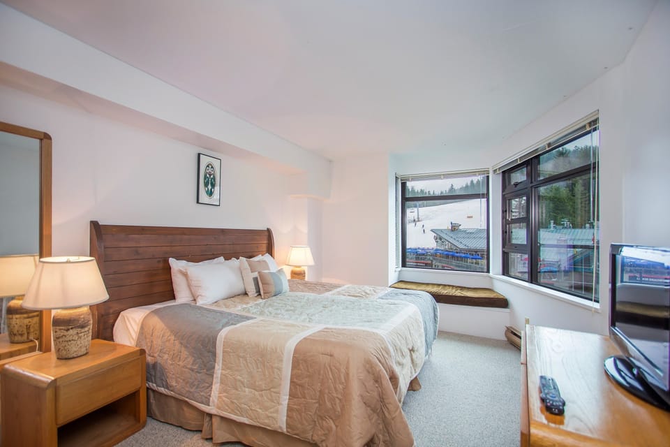 Get a good night sleep in the master bedroom which has amazing views to wake up to.