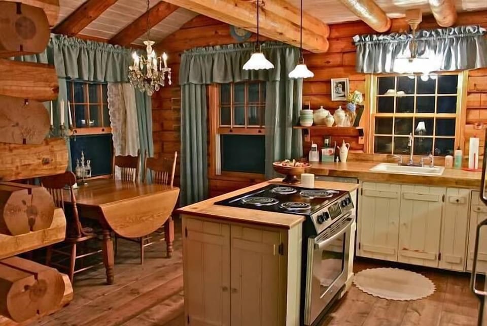 Kitchen. DW, fridge, micro, coffee maker, toaster, blender, juicer etc.