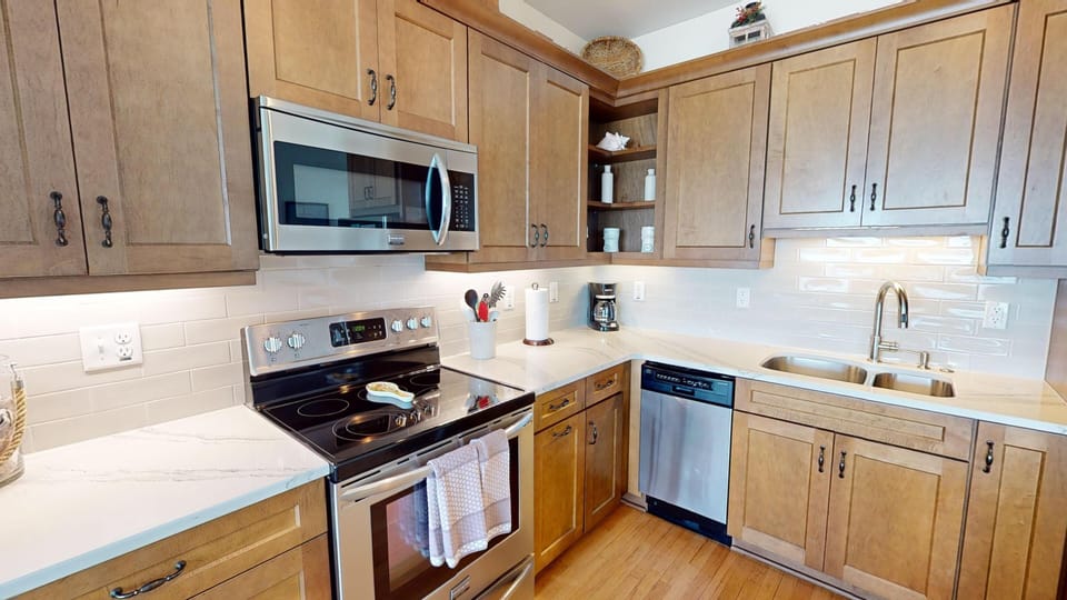 Beautiful-Sunrise-Kitchen
