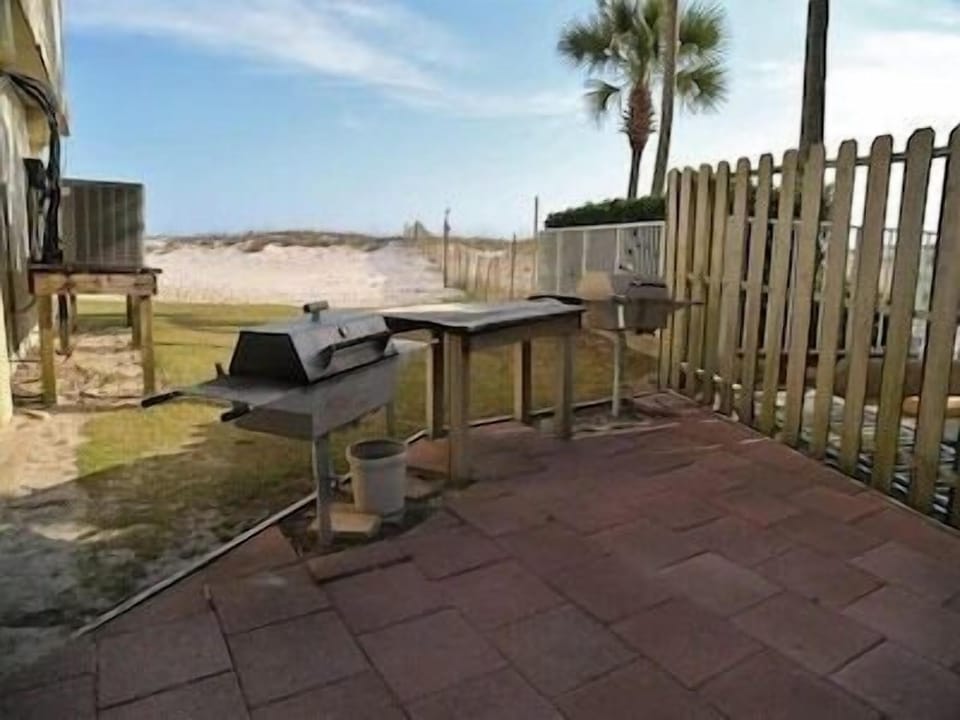 Grill area
