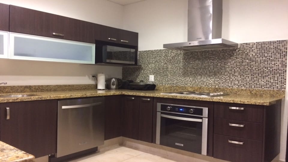 Fully stocked kitchen
