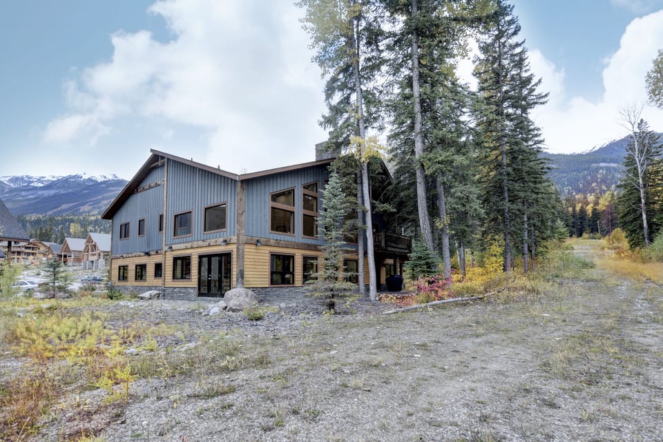 The home is at the end of the street backing up to forest on 3 sides.