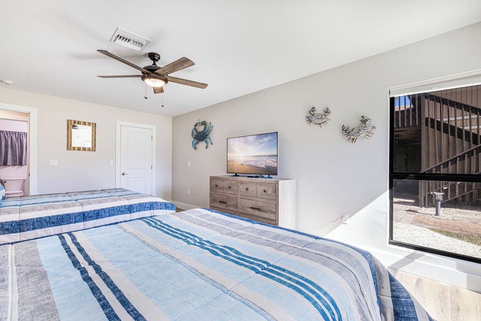 Guest Bedroom- 2 Queens