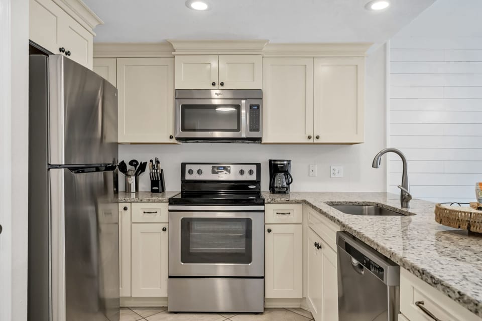 Fully equipped Kitchen at Ciboney