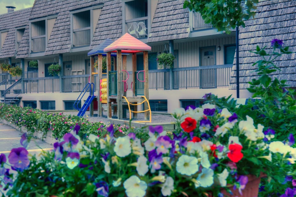 The little ones will adore the playground.