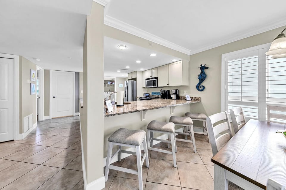 Kitchen Bar