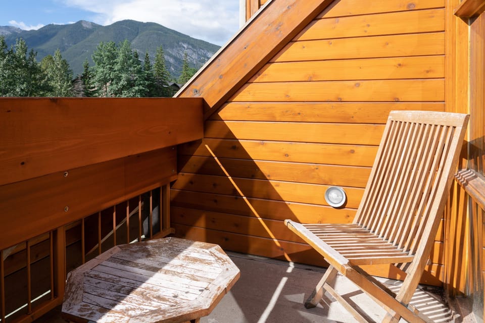 Sit outside with friends and family and enjoy the serene atmosphere - Views vary!