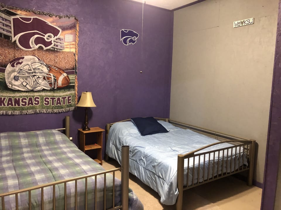 Bedroom #2: 2 Full Size Beds