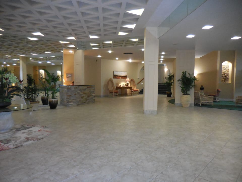 lobby area- heading to pool, exercise room and sauna
