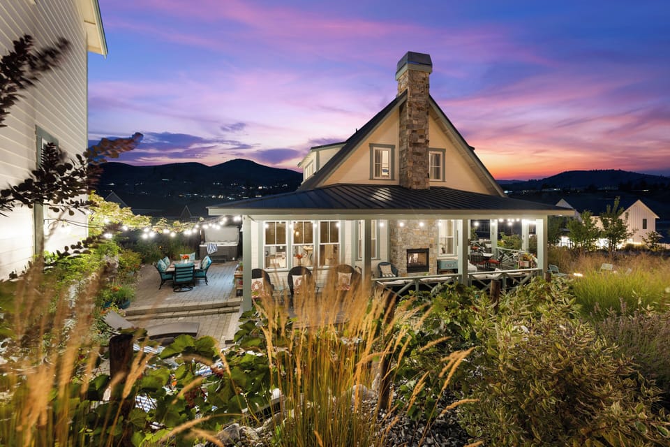 Welcome to Flip Flops & Snow Shoes