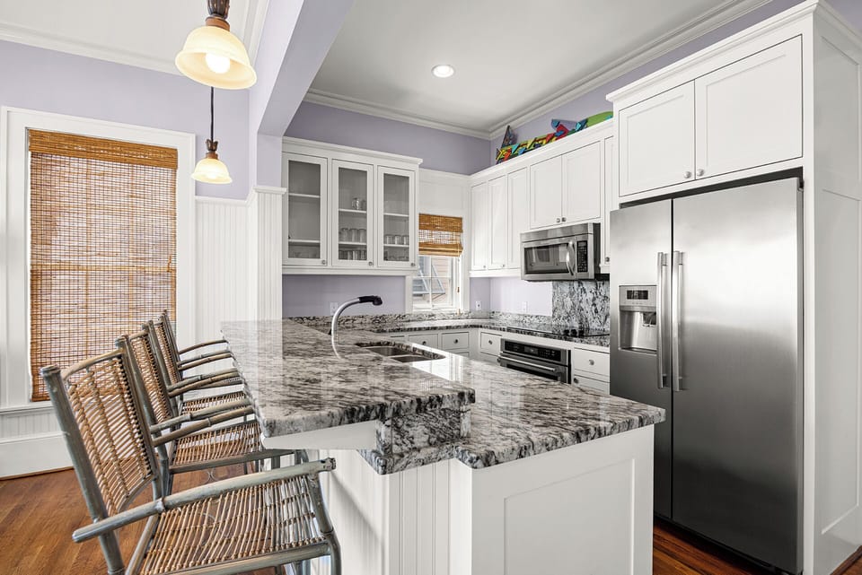 Eau Naturale Kitchen