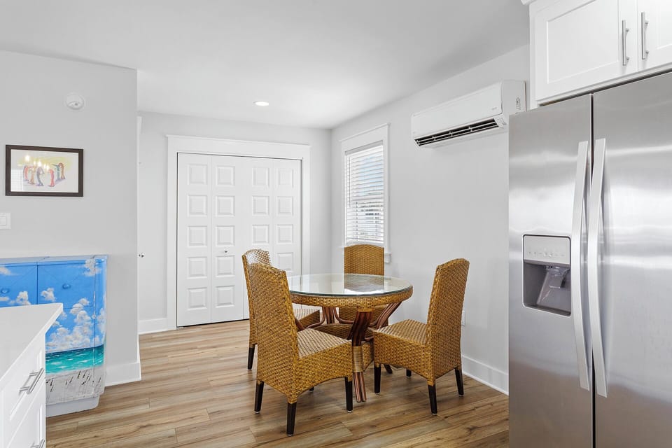 Lone Star Breakfast Nook