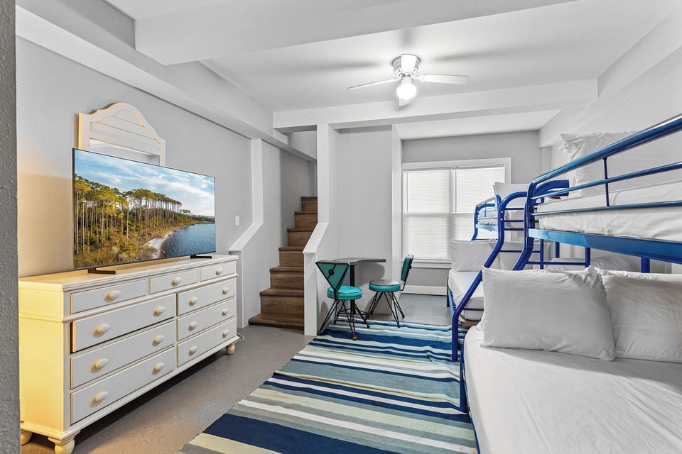 Laid Back Bunk Room