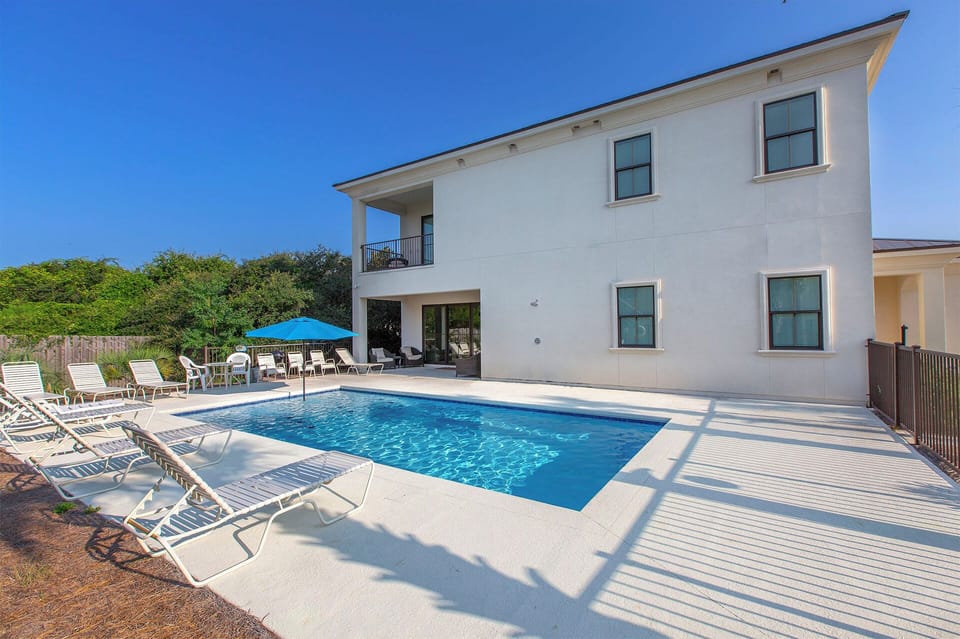 Gulf Breeze Pool