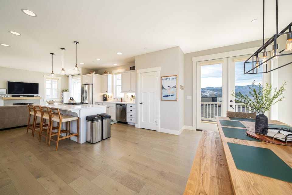 Open Kitchen