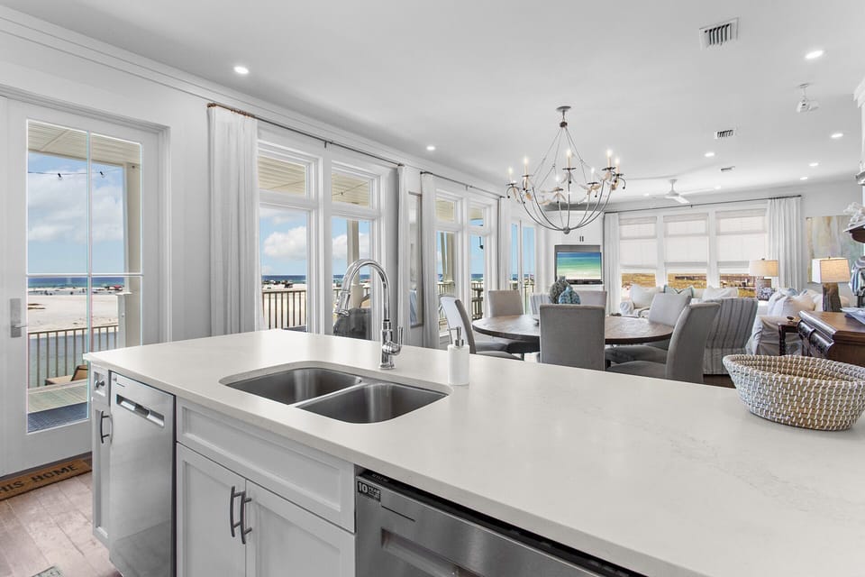 Abaco Kitchen Alt 2