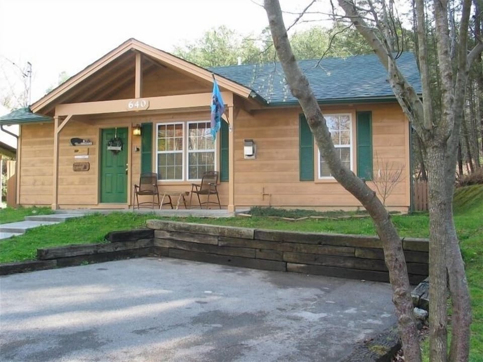 FRONT VIEW OF OUR CABIN