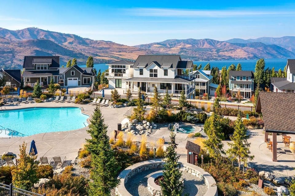 Hilltop Pool
