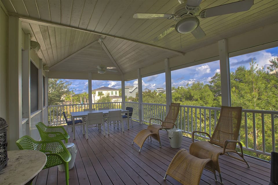 Seagull's Nest Screened Porch