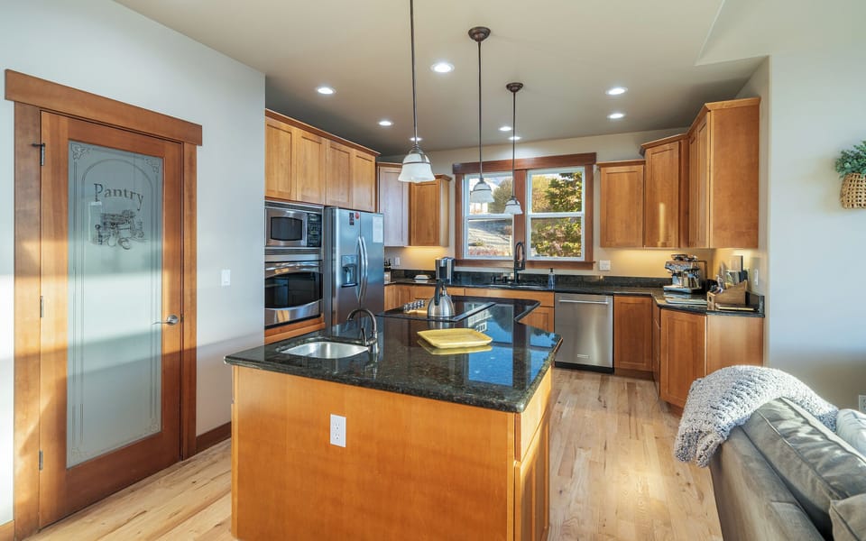 Kitchen - Kitchen