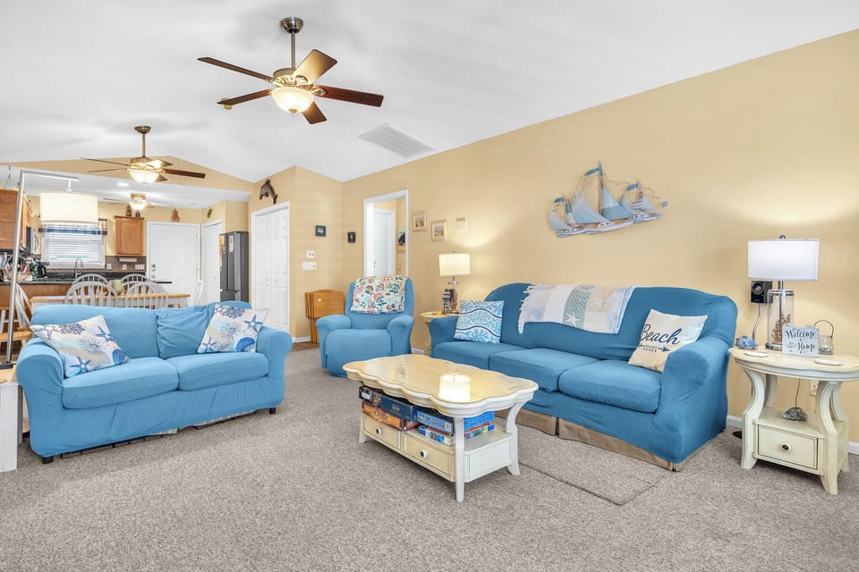 Living Room - South