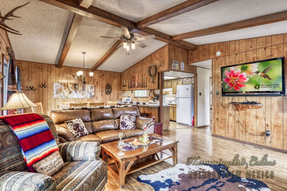 Open living/dining/kitchen